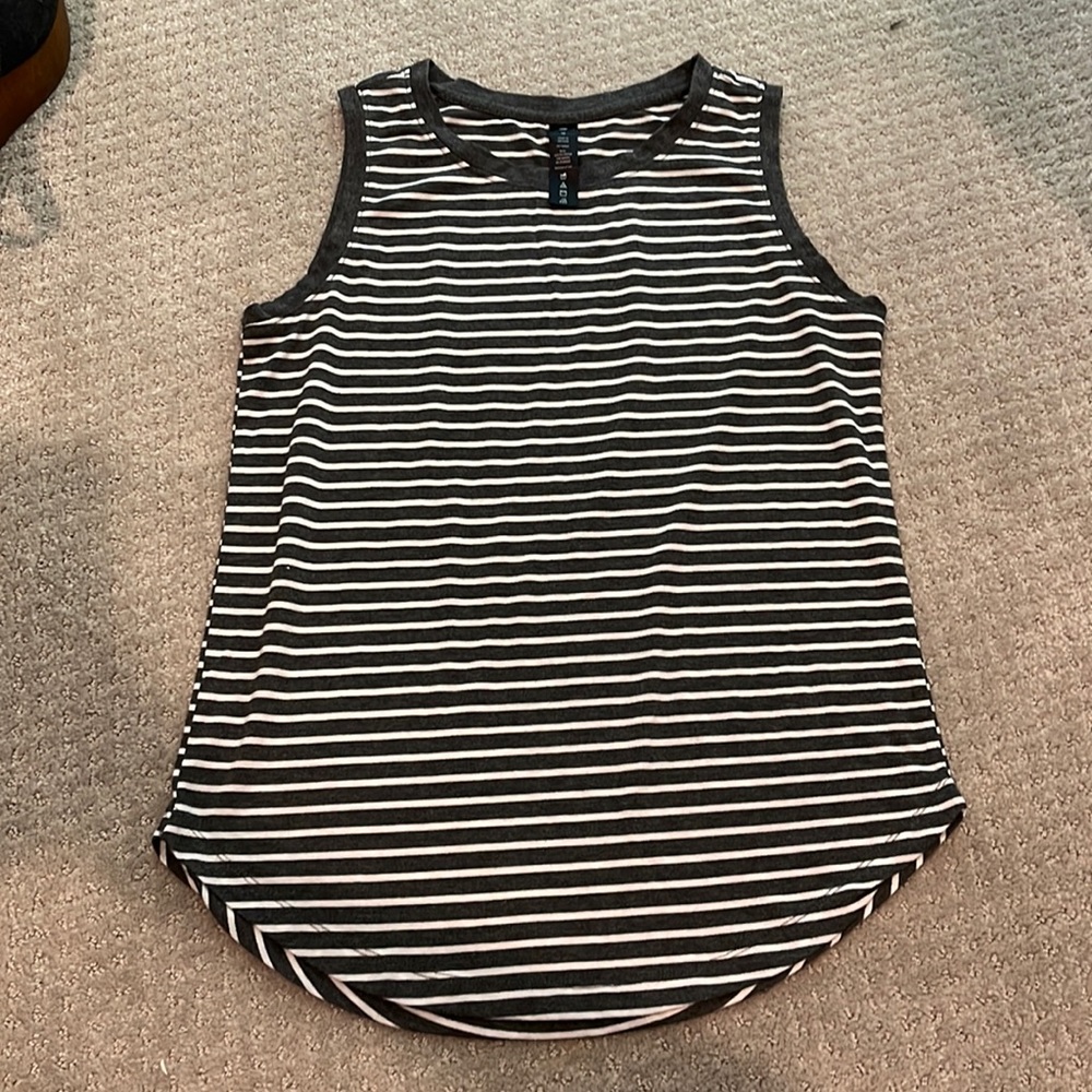 Yogalicious Gently Used Tank